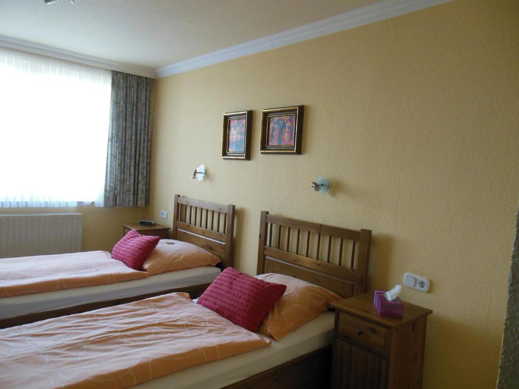 Hotel Alt-Rodenkirchen Köln Oda fotoğraf