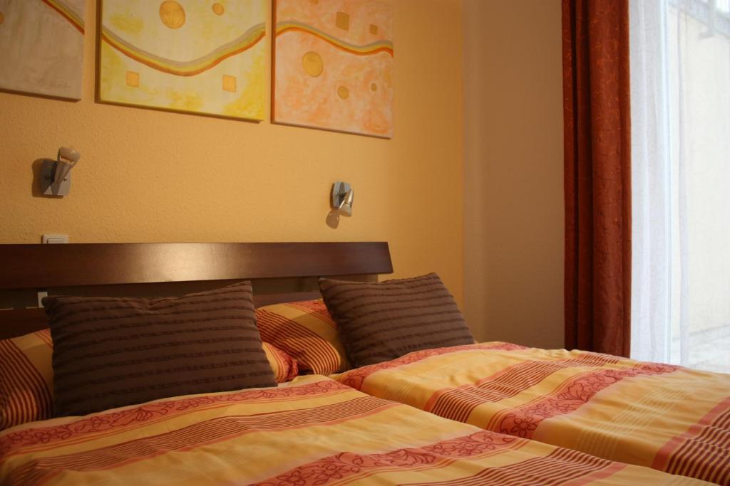 Hotel Alt-Rodenkirchen Köln Oda fotoğraf